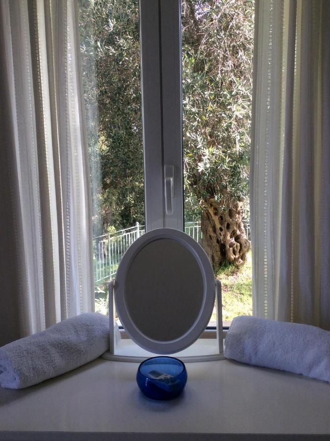 Gastouri Villa Pascalia With Heated Pool In October And Views Achílleion Exterior photo